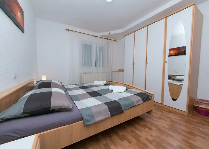 Apartment Marina